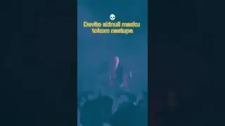 Devito Skinuli Masku Tokom Nastupa