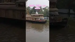 Enjoying Houseboat in winter 