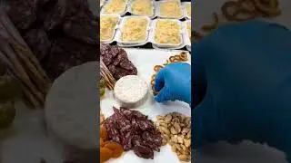 Let's make a charcuterie board with me. #charcuterie #grazingtable #loyiee #trending #food