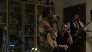 Труплейс_Первый квартирник Завтраккусто 5.04.19