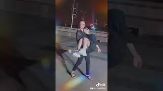 ff effortless cradle carry light weight girl