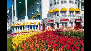 ГРАНДИОЗНЫЕ,ИЗУМРУДНО- ЦВЕТОЧНЫЕ ИНТЕРЬЕРЫ GRAND HOTEL, НА ОСТРОВЕ МАКИНО