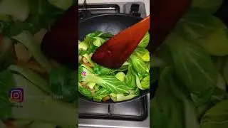Салат из капусты бок чой