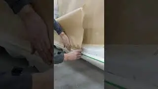Обклейка и нанесение антигравия на порог Опель Астра