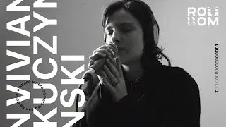 VIVIAN KUCZYNSKI - MESMO LUGAR // RROOMM