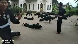 setelah selesai pengesahan warga Baru, gerakkan terakhir