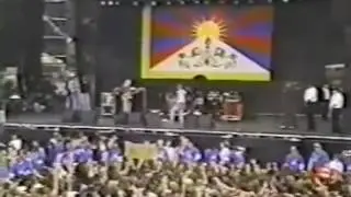 Rage Against The Machine - Bombtrack - Tibetan Freedom Concert 1996