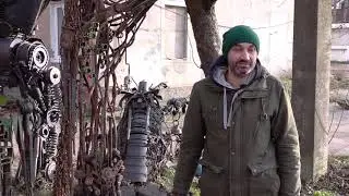 Александр Брага делает скульптуры из запчастей