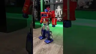 Which Transformer had the BEST Transformation? I vote Robosen Megatron 🤖🙌