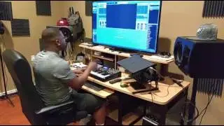 MAKING BEAT LIVE IN BITWIG 2.0  RAW NO CUT SCENES SEE MISTAKES