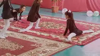 67-MAKTAB INTERNATI  sportchi qizlar, 8-dekabr konstitutsiya bayramiga bag'ishlangan tadbiri