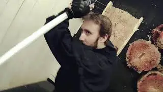 Knife Thrower Vs Ninjas