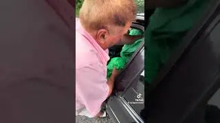 #гуморукраїнською #україна #заховав документи щоб дружина не вкрала