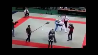 Вырубил с одного удара ! Крутая нарезка