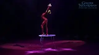 Contortion act by Tatiana 865 / www.maximaaa.com