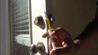 How to loosen a Stiff Dead Bolt / How to fix a sticky lock