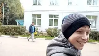 пришли к друзьям в гости
