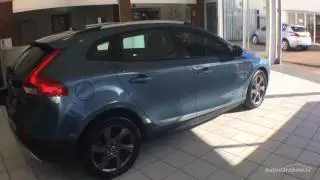 VOLVO V40 D2 CROSS COUNTRY LUX D2 CROSS COUNTRY LUX BLUE 2014