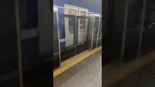 Минск, электропоезд Штадлер на станции метро Ковальская слобода (Зеленолужская линия) / Подпишись👆