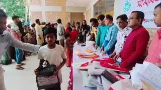 প্রথম আলো বন্ধুসভাথেকে সবাই মিলে কিছু মানুষকে ঈদের বাজার ও বাচ্চা দের জামাকাপড় কিনে দিলাম#rashedul