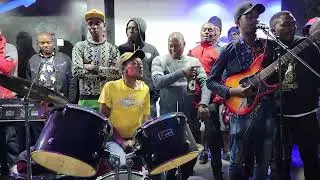 Kyalo kya Mbuani- Makumbusho ma Kijana Thwake Resort