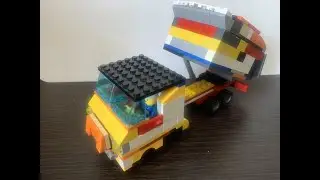 Самосвал Lego.