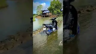 ស្រឡាញ់ការលេងម៉ូតូ💖🏍🌀⬆️🔜