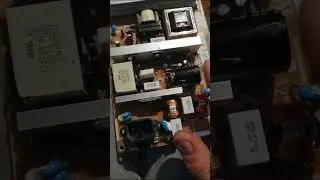 Samsung LE32C450E1W Не включается