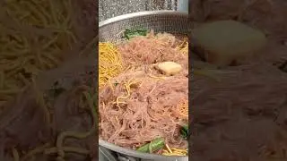 How to cook our favorite noodles pancit