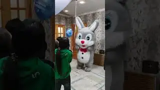 Зайчик. День рождения у малыша.