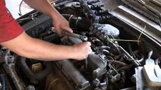 Replacing the Valve Cover Gasket on an OPEL Vectra B