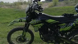 Месяц на Регул Мото ЗР250.