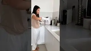 מתנהגת כמו בעלי Acting like my husband