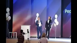 50-й выпуск РФМШ/РЛИ. Иван Шамаев вручает специальную награду Денису Макарову 26.06.2022 г.