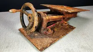 Unbelievable Restoration! Rusty Antique Sharpening Machine Restoration