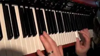 JD73 plays the Korg SV1 Organs and Strings