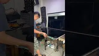 remove large television screen without tools 
