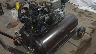 Трëх цилиндровый бензиновый компрессор