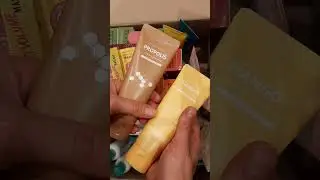 Распаковка корейской косметики новогодняя #корейскаякосметика