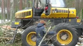 Харвестер. Тонкости лесного хозяйства