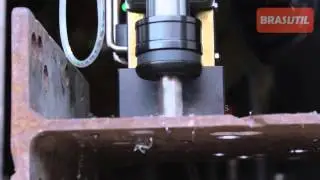 Furadeira Base Magnética DEWALT   DWE1622K Brasutil