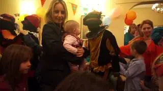Sinterklaas Feest Rhodos 2013 - De Pieten Macarena