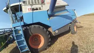 combine harvester dnipro 350 header flex 920 john deere review
