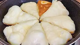 I TAKE KEFIR AND SEMOLINA In 10 minutes, 1 cup of Kefir and a whole mountain of yummy is ready.