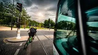 🇫🇷 Chat Élysée | Toni Filmed This One | Paris Cycling