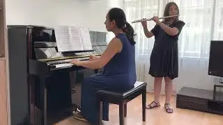 Максутова София