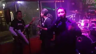 Smoke on the Water cover deep purple
