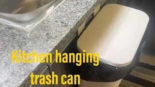 Hanging trash can with lid/ kitchen cabinet door hanging trash can/ plastic garbage can