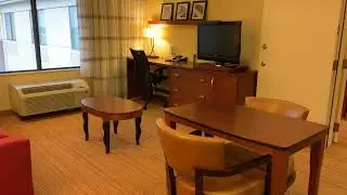 Courtyard Madison East Wisconsin One Bedroom Suite Room 408