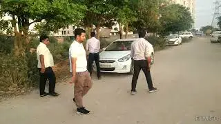 Chal yaar dhakka maar 😁😂🤭🤭